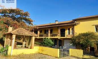 Imagem: 3 dormitórios, 1 suítes, 1 banheiros