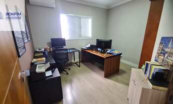 Imagem 7: 3 dormitórios, 1 suítes, 3 banheiro, 2 vagas na garagem, 193M² de Área Construída