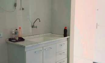 Imagem 2: 2 dormitórios, 1 banheiros, 1 vaga na garagem, 49M² de Área Construída