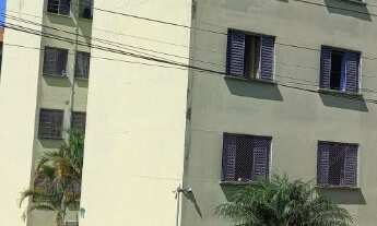 Imagem: 2 dormitórios, 1 banheiros, 1 vaga na garagem