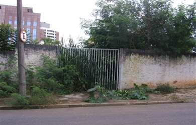 Imagem 2: Terreno a venda na Nova Campinas com vista pra Norte Sul , leve declive com 15 metros de