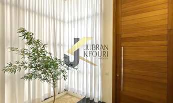 Imagem 4: Casa encantadora à venda no Swiss Park, com 3 suítes 2 com closet e varanda, garagem para