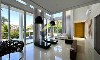 Imagem 2: Casa à venda em condomínio em Sousas, com 5 suítes (1 térrea), lazer comum e garagem para