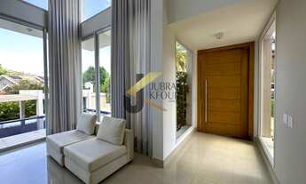 Imagem 4: Casa à venda em condomínio em Sousas, com 5 suítes (1 térrea), lazer comum e garagem para