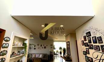 Imagem 5: Casa encantadora à venda no Swiss Park, 3 suítes com closet e varanda, garagem para 6 carr