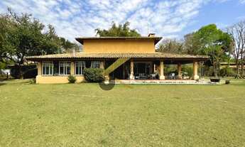 Imagem: Chácara cinematográfica à venda em Sousas