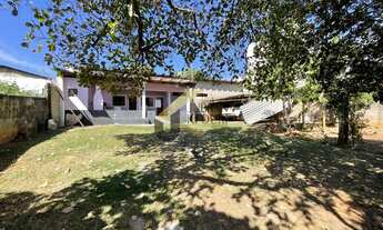 Imagem 5: Casa à venda em Jaguariúna, com 3 dormitórios, uma edícula, 2 garagens cobertas e 20 desco