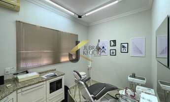 Imagem 7: Casa comercial à venda próxima da Av. Alberto Sarmento, com 5 salas e garagem para vários