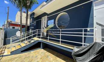 Imagem: Casa comercial à venda próxima da Av