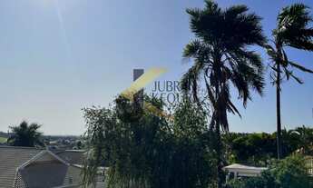 Imagem 5: Casa à venda no Alphaville com 5 dormitórios sendo 4 suites e living pra varios ambientes