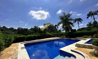 Imagem 3: Chácara paradisíaca à venda em Valinhos, com 5 dormitórios (3 suítes) e lazer completo