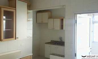 Imagem 2: Amplo Apartamento com 3 Dormitórios para Venda na Ponta da Praia