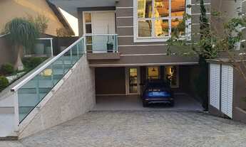 Imagem: SOBRADO DE ALTO PADRÃO, CONDOMÍNIO ARUÃ