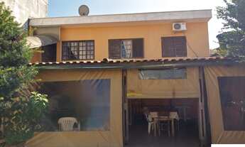 Imagem: CASA A VENDA, 03 QUARTOS, 01 SUÍTE, CHURRASQUEIRA