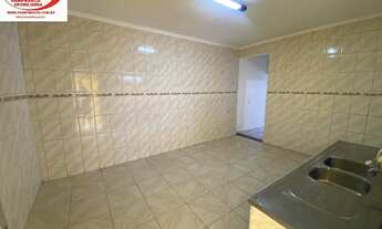 Imagem 2: 3 dormitórios na Rua Das Petúnias