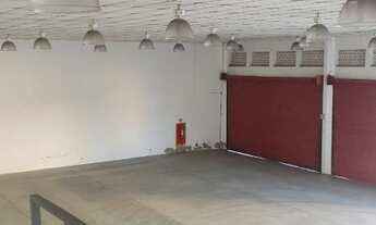 Imagem 2: 6 banheiro na Rua Basílio Fazzi