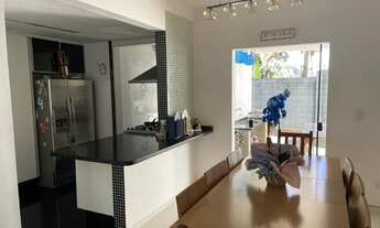 Imagem 1: Sobrado à venda no Residencial Village Salermo, em Sorocaba-SP