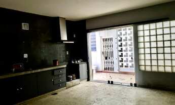 Imagem: Sobrado à venda na Vila Hortência, em