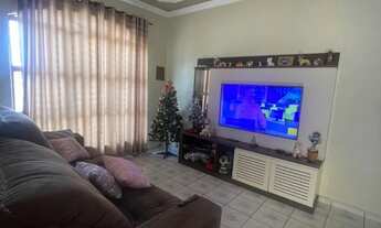 Imagem 2: Sobrado à venda no Jardim Botucatu, em Sorocaba-SP