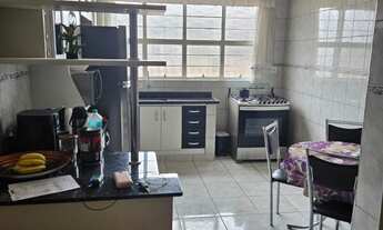 Imagem 2: Sobrado à venda no Jardim Itanguá, em Sorocaba-SP