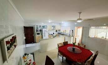 Imagem 2: Sobrado à venda no Jardim Leocádia, em Sorocaba-SP