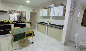 Imagem: Sobrado à venda no Parque Vitória Régia