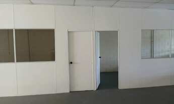 Imagem 5: Galpão comercial para alugar no Jardim Piazza di Roma com 305m², em Sorocaba-SP