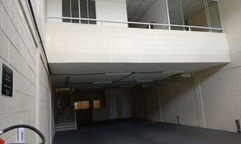 Imagem 3: Galpão comercial para alugar no Jardim Piazza di Roma com 305m², em Sorocaba-SP