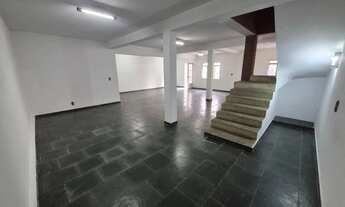 Imagem 2: Sobrado à venda na Vila Jardini, em Sorocaba-SP