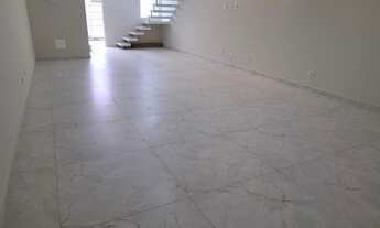 Imagem 2: Sobrado à venda no Jardim Gonçalves com 3 Dormitórios, em Sorocaba-SP