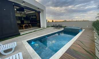 Imagem: Casa à venda no Alphaville Nova Esplanada