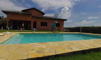 Imagem: Casa térrea à venda no Condomínio Village