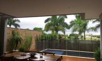 Imagem: Sobrado à venda no Condomínio Ibiti Royal