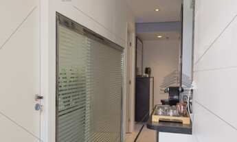 Imagem 5: Conjunto Comercial a venda em Pinheiros, Rua Cristiano Viana, 4 Salas, 2 Vagas, Próximo Me