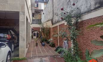 Imagem 2: Sobrado de 315 m² a venda no Jardim Avelino, com 4 dormitórios sendo 1 suíte, 4 banheiros