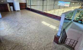 Imagem 6: Galpão 1770 mts no Brás, com 03 salas, mezanino, 04 banheiros, vagas para caminhão e auto