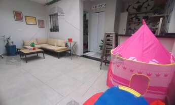 Imagem 7: Sobrado a venda, no Jardim Avelino, com 3 dormitórios, 1 suite, 110 metros, 2 vagas, churr