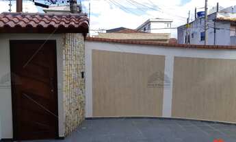 Imagem 4: Sobrado a venda em Guarulhos 164m² com 3 suítes, 4 banheiros, 6 vagas de garagem, ar-condi