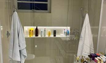 Imagem 4: Apartamento com 3 dormitorios sendo 2 suites, com 130m de area util, copa e cozinha com il