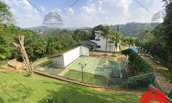 Imagem 3: Imponente residência de luxo em Mairiporã-SP: 4 quartos, 4 suítes, 3 salas, 7 banheiros, 4