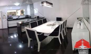 Imagem 4: Casa Térrea à venda na Penha, com 3 quartos, 1 suíte com hidro, sala ampla, 3 banheiros, q