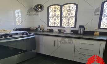 Imagem 5: Casa térrea a venda na Penha com 3 quartos e 2 edículas, total 6 quartos, com jardim e qu