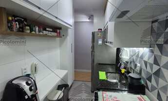 Imagem 6: Apartamento à Venda na Mooca, 58m² de área útil, 2 quartos sendo 1 suíte, 2 sacadas, sala