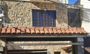 Imagem: Sobrado de 107m2 com 04 vagas de garagem