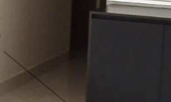 Imagem 4: Apartamento à venda Vila Ema, 2 quartos, sala com sacada, móveis planejados, 1 banheiro, 1