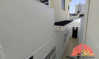 Imagem 4: Casa térrea, 2 dormitórios, 1 banheiro,2 vagas de garagem,entrada,lateral, churrasqueira,s