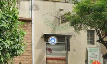 Imagem: Salão comercial em prédio de 2 andares