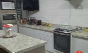 Imagem 6: Sobrado à venda com 3 dormitórios, sendo 1 suíte, sala de estar e jantar, cozinha, jardim