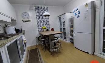 Imagem 5: Sobrado a venda no Brás com 3 quartos sendo 1 suíte possuindo também 1 vaga de garagem, a