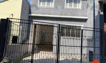 Imagem: Sobrado com 220m² a venda na mooca, tendo